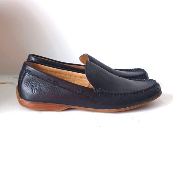 Dark Navy Blue Slip-On Loafers with Smooth Leather and Rounded Toe. Size 10.5 - Picture 2 of 6
